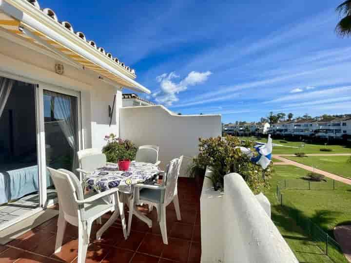 Fantastisk Top Floor Golf Lägenhet i Mijas Golf