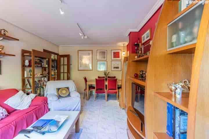 Spacious 4-Bedroom Apartment with Terrace in Humanes de Madrid