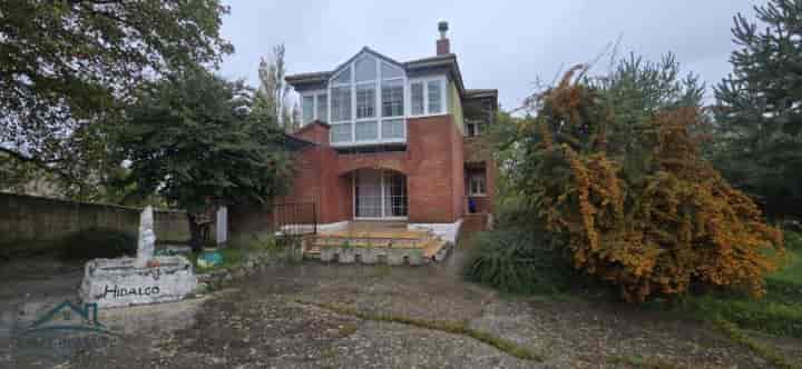 Charming Family Retreat in a Peaceful Village North of Burgos