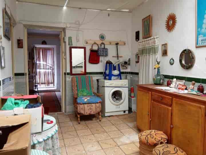 Charming Townhouse in Minaya – Just 10 Minutes from La Roda!