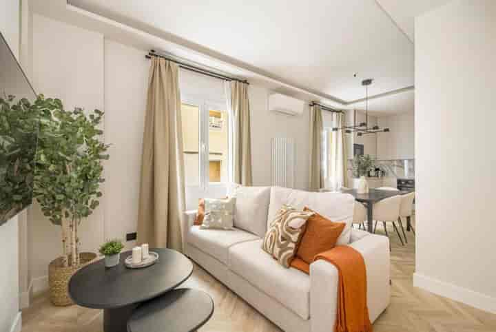 Stunning 3-Bedroom Apartment in Salamanca, Madrid