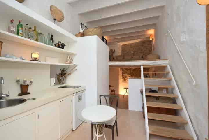 Charming Loft in Dalt Vila, Ibiza - Your Cozy Getaway Awaits!