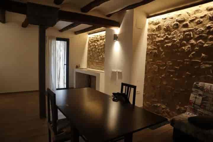 Charming Renovated Townhouse in Tivenys, Tarragona