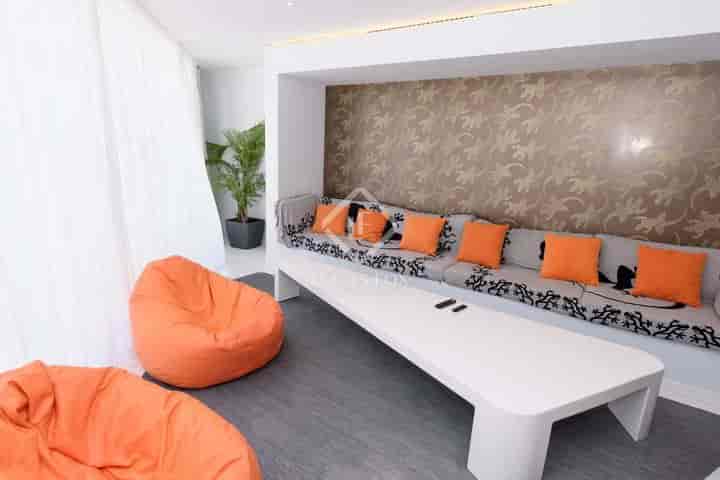 Stunning 3-Bedroom Apartment in Marina Botafoch, Ibiza