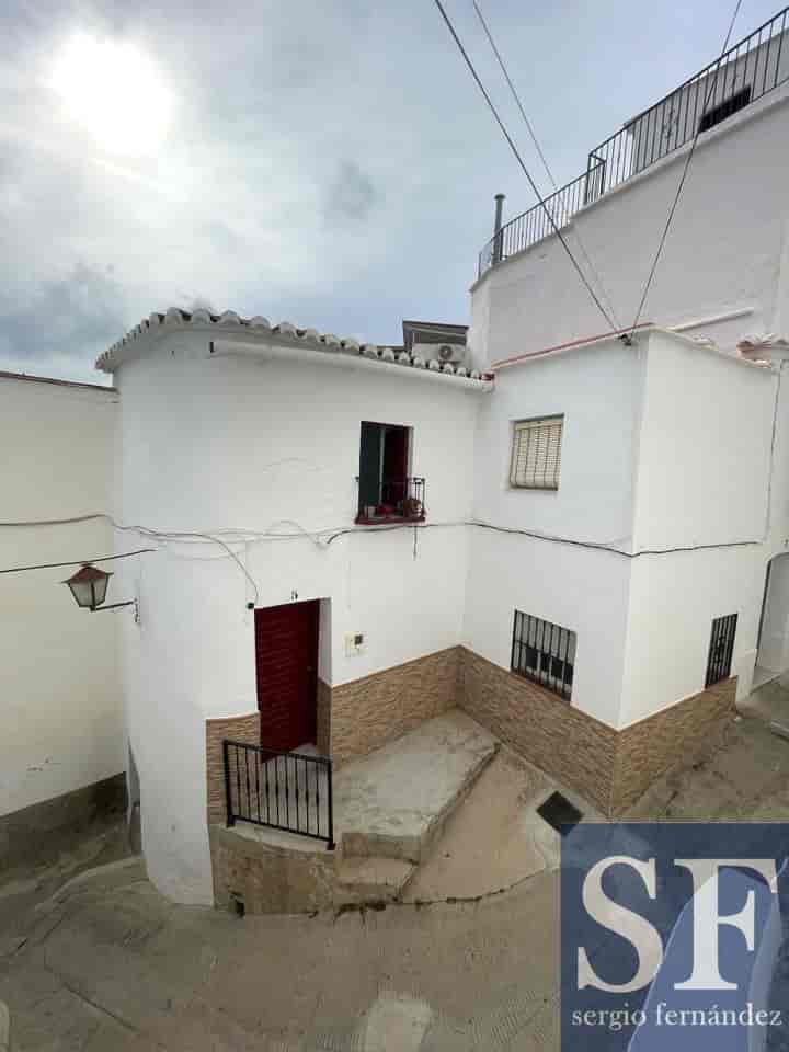 Affascinante 3 Camere da letto Townhouse in Plaza de la Vendimia, Spagna