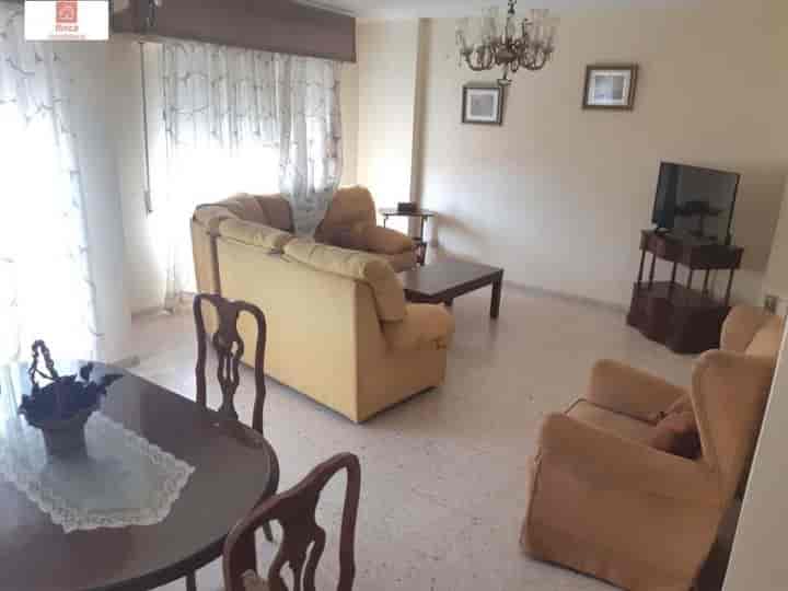 Charming 4-Bedroom Apartment in Montijo Centro