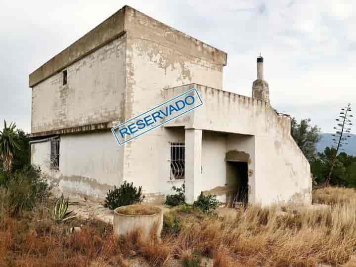 Charming Fixer-Upper Near Montsagre Mountains, Xerta