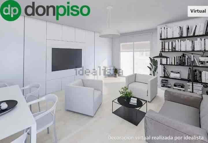 Spacious Family Apartment in Granada