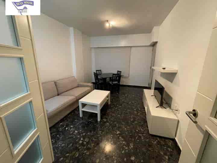 Cozy Apartment for Rent in Downtown Albacete