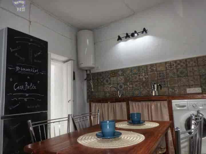 Charming Two-Bedroom Apartment in Arcos Old Town