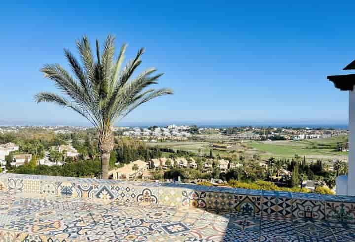 Fantastisk 4 sovrum radhus i El Paraiso, Costa del Sol