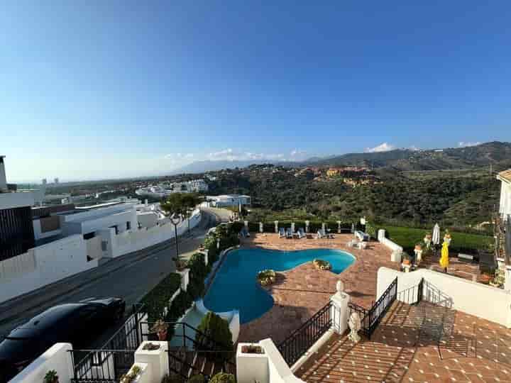 Charming Corner Townhouse in Cabopino, Marbella