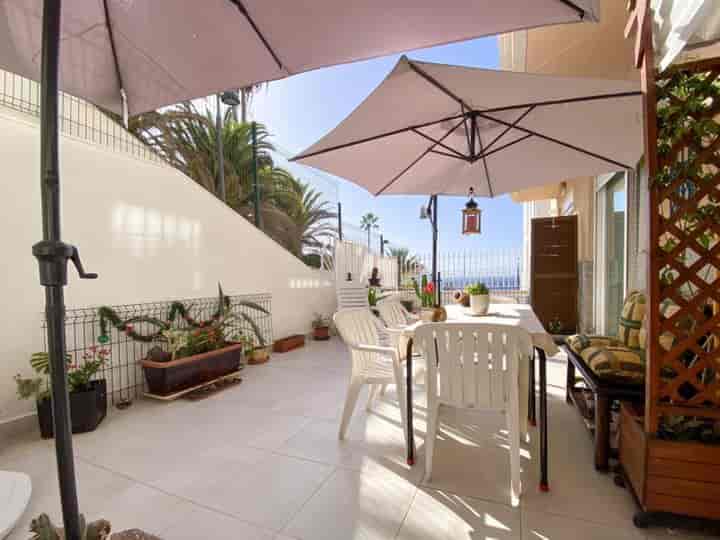 Charming 1-Bedroom Apartment Steps from Las Vistas Beach, Los Cristianos