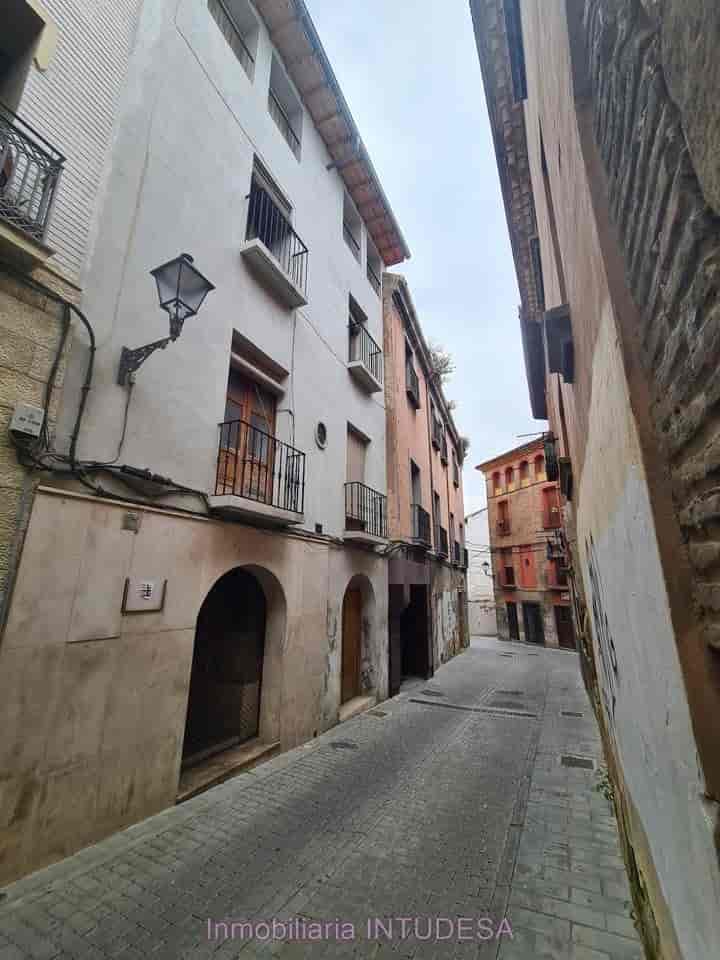 Charming Fixer-Upper in Historic Tudela