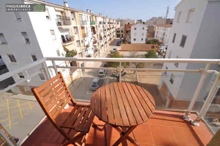 Comfortable 2-Bedroom Apartment in Sant Carles de la Ràpita Center