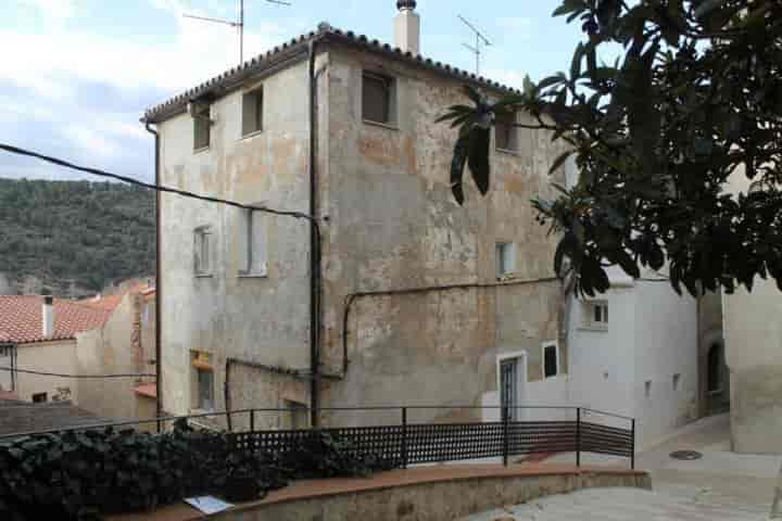 Charming Village House in the Heart of Benifallet