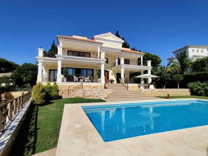 Stunning Villa with Sea Views in Marbella - Hacienda Las Chapas