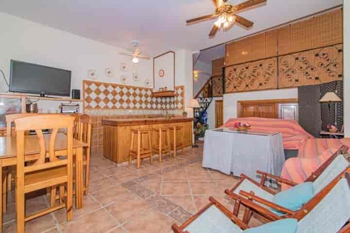 Your Ideal Home on Calle Carlos Cano, Salobreña