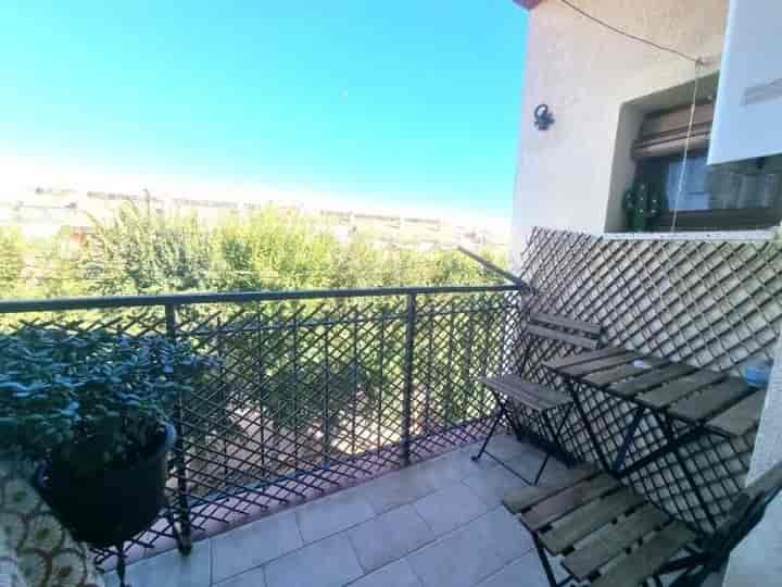 Charming Beachside Apartment in Torredembarra - Perfect for Living or Investment!