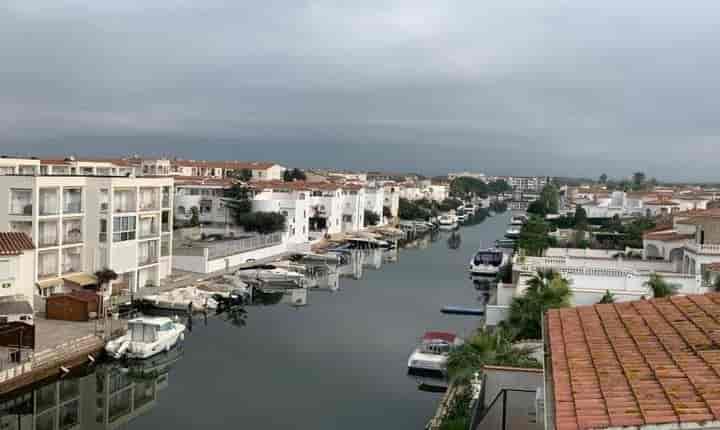 Charming 42m2 Apartment in Empuriabrava, Quiet Francoli Area