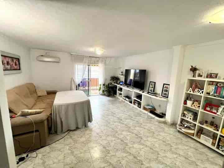 Spacious 2-Bedroom Apartment in Zona Miralbaida