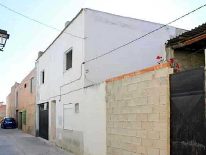 Spacious 2-Story Home in Dúrcal's Heart