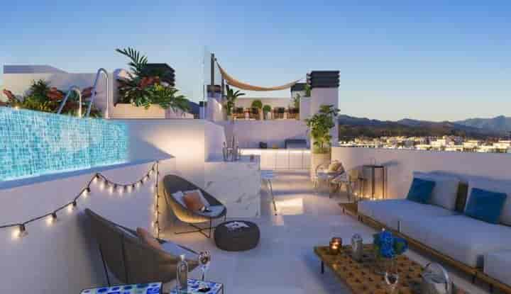 Beachside Bliss a Estepona: La tua nuova casa si aspetta!