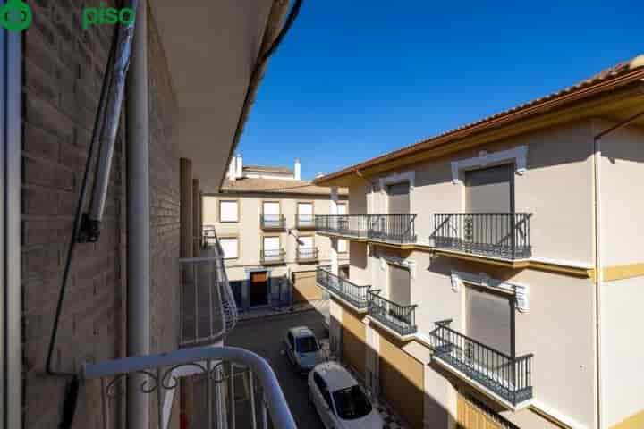 Charming 3-Bedroom Apartment in Albolote