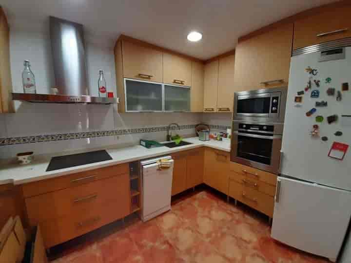 Spacious 3-Bedroom Apartment in Miguelturra, Ciudad Real