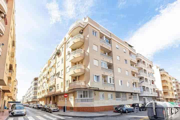 Charming 1-Bedroom Apartment with Garage in Central Torrevieja