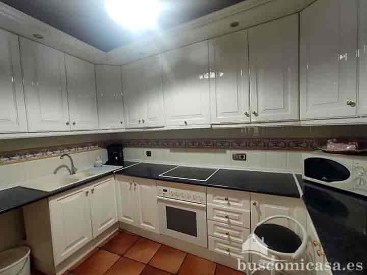 Spacious Family Home in Navas de San Juan, Linares