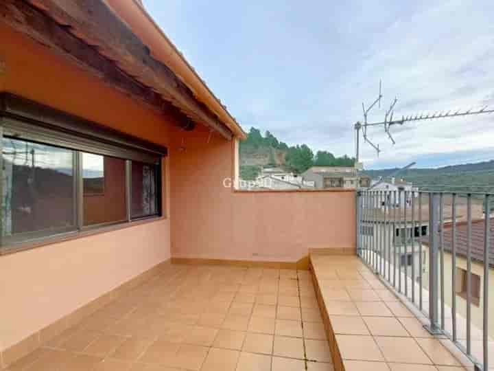 Charming 4-Story Townhouse for Sale in Camarasa