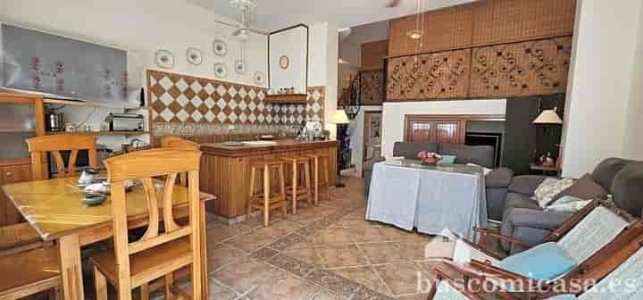 Charming 2-Bedroom Home in Salobreña - Option for Garage!