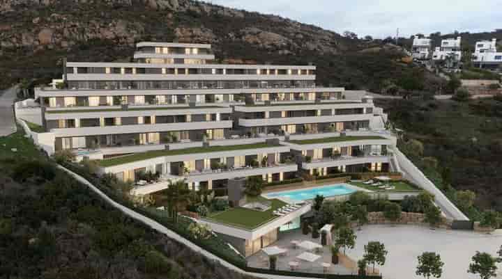 Seaside Living i Manilva: Lyxhus med fantastisk utsikt