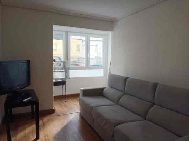 Bright 3-Bedroom Apartment for Sale in University District