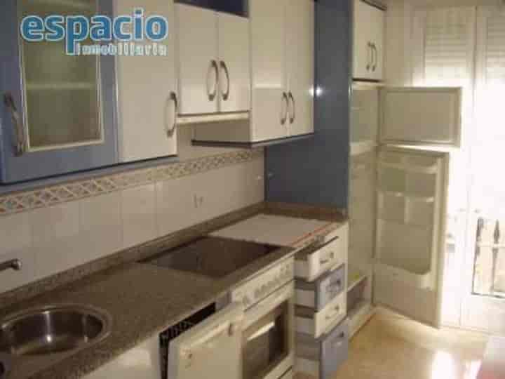 Spacious 3-Bedroom Apartment in Ponferrada's Upper Zone