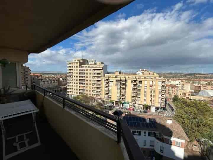 Spacious 4-Bedroom Apartment with Stunning Views in Tudela, Navarra