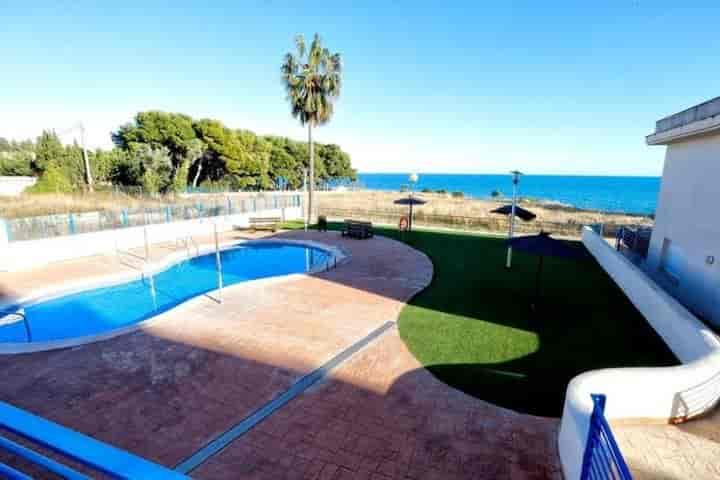 Charming 3-Bedroom Townhouse in Alcanar Montecarlo with Sea Views