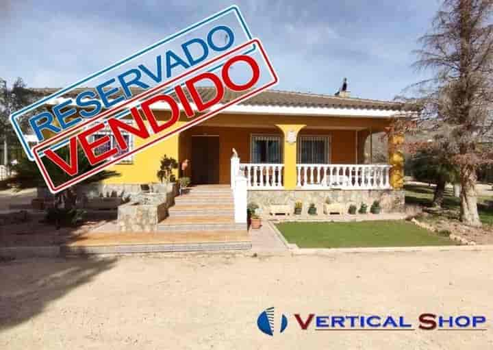 Chalet for Sale in Vereda Santa Ana, Caudete (Albacete)