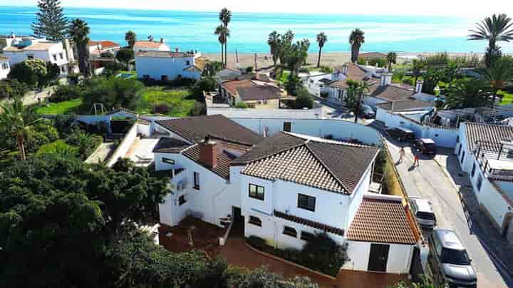 Charmig 3- sovrum Bungalow i Sunnyvale
