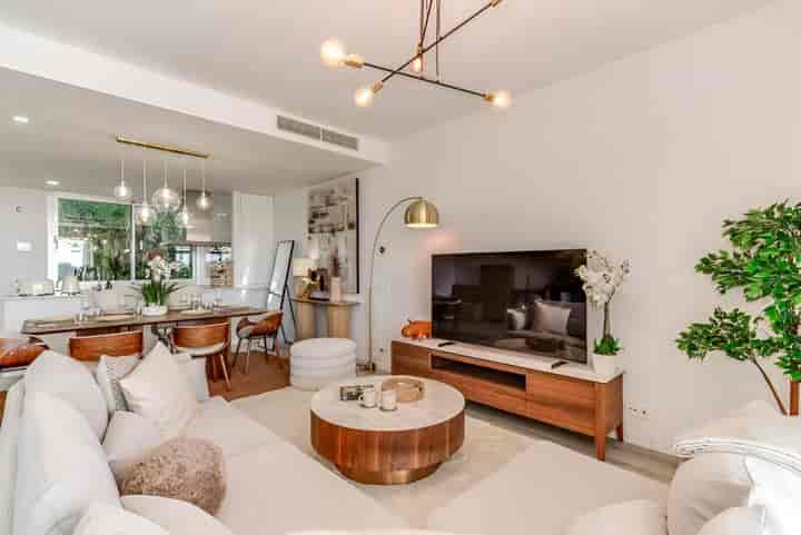 Stylish 3-Bedroom Townhouse in Cancelada – Long-Term Rental