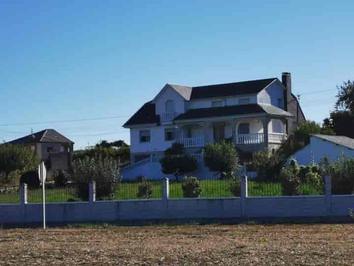 Charming Chalet in San Andrés de Montejos Next to Ponferrada