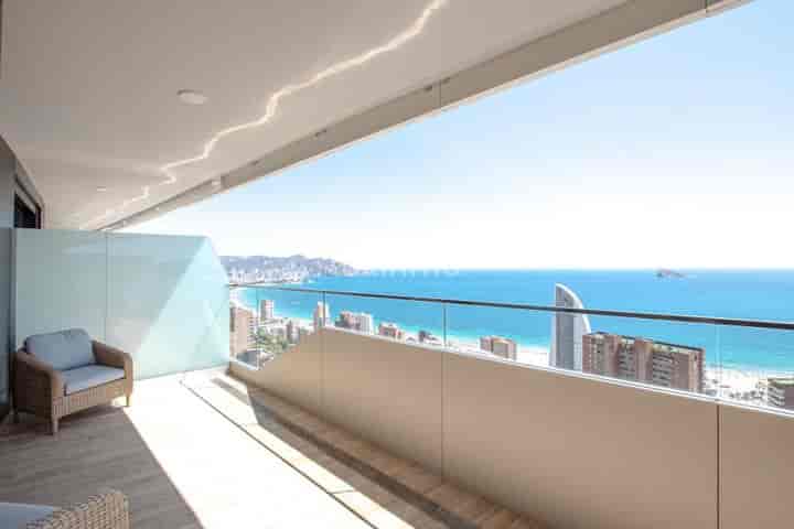 Charming Sea View Apartment for Rent in Playa de Poniente, Benidorm