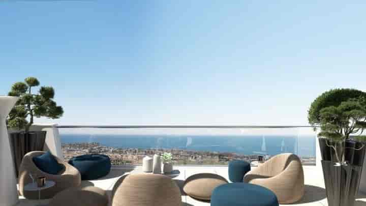 Luxury Living in Lomas de Cabo Roig: New Apartments & Penthouses