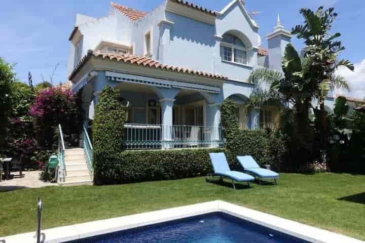 Stunning 6 sovrum Villa i Puerto Banus, Marbella