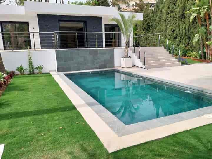 Stunning 6 sovrum Villa i Atalaya - Modern Living väntar!