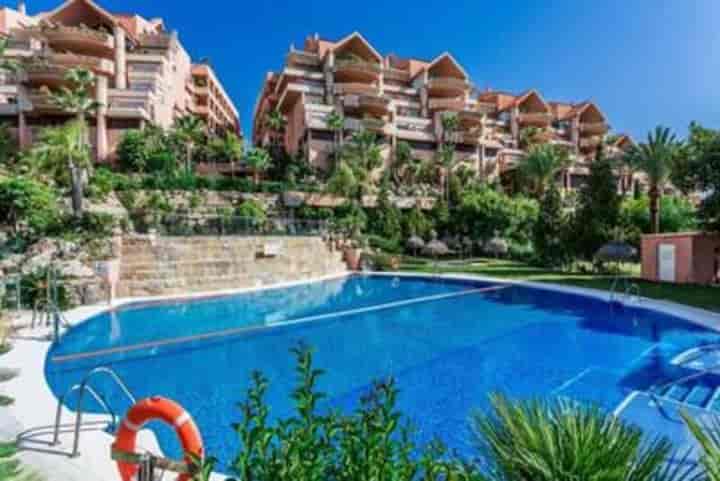 Traumhafte Wohnung in Magna Marbella, Nur Minuten von Puerto Banús