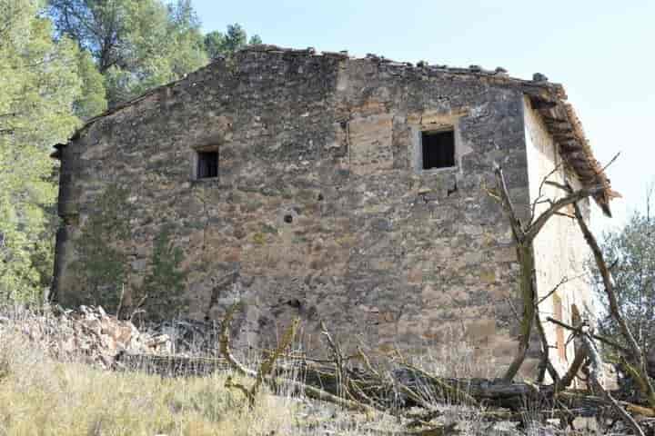 Historic Masía in Valderrobres - 2.72 Hectares with Stunning Views