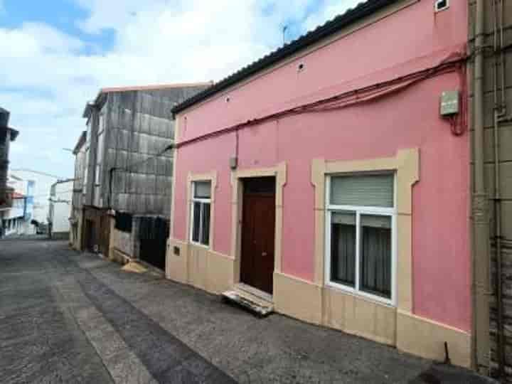 Charming Townhouse in the Heart of Mugardos