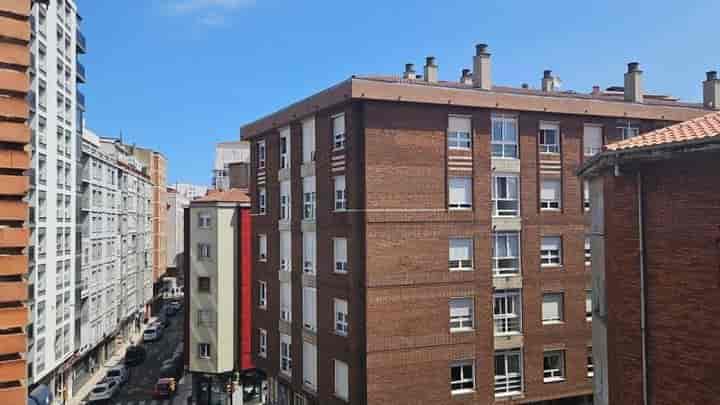 Charming 2-Bedroom Apartment in Central Gijón, Calle Alfonso I